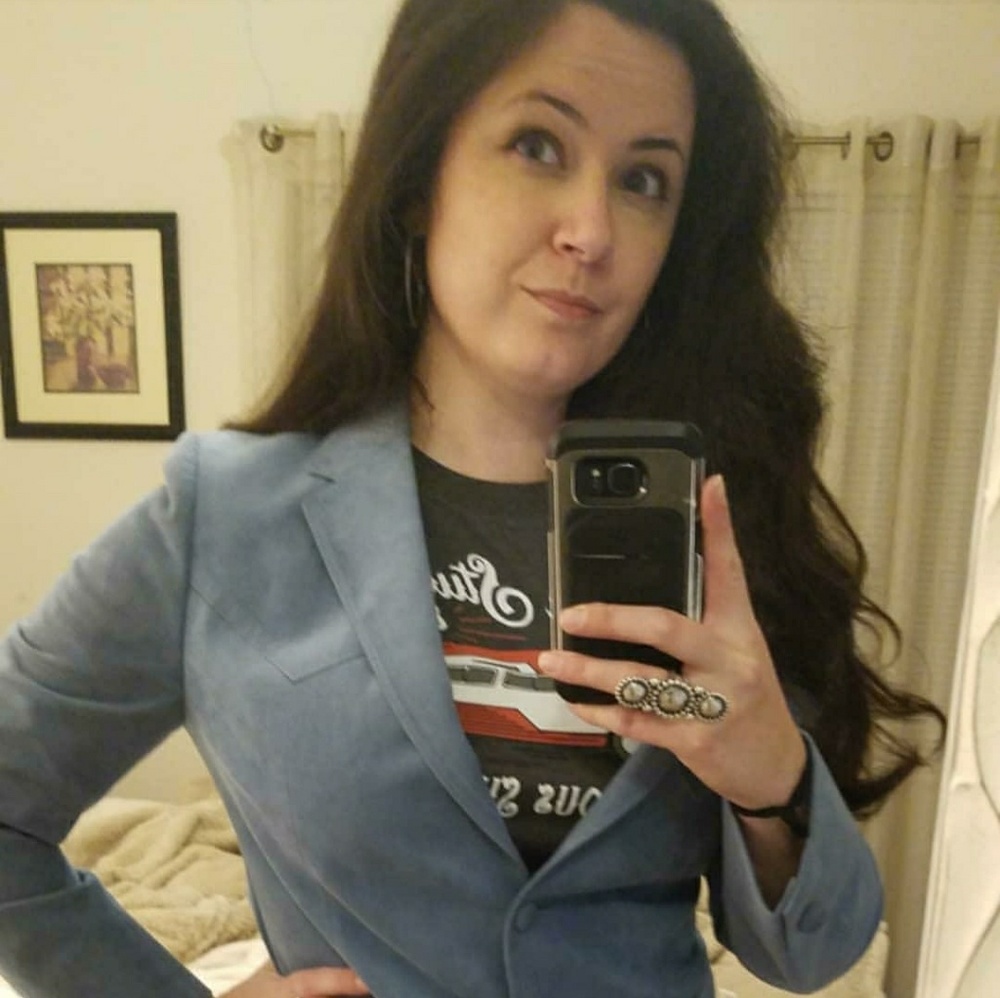 Meet your Posher, Lisa